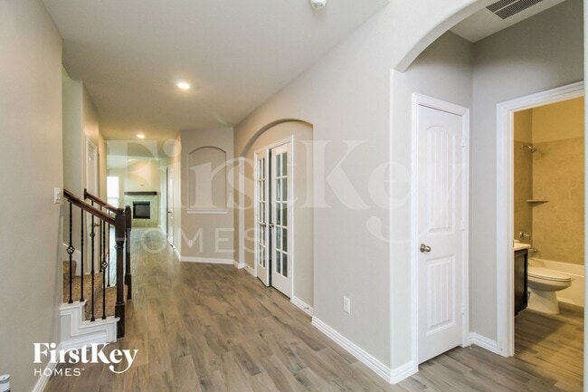 Photo - 821 Skytop Dr