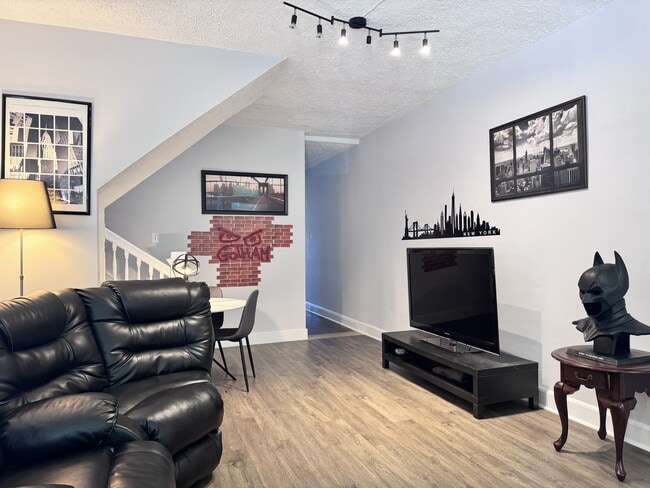 Photo - 2720 Maryland Ave