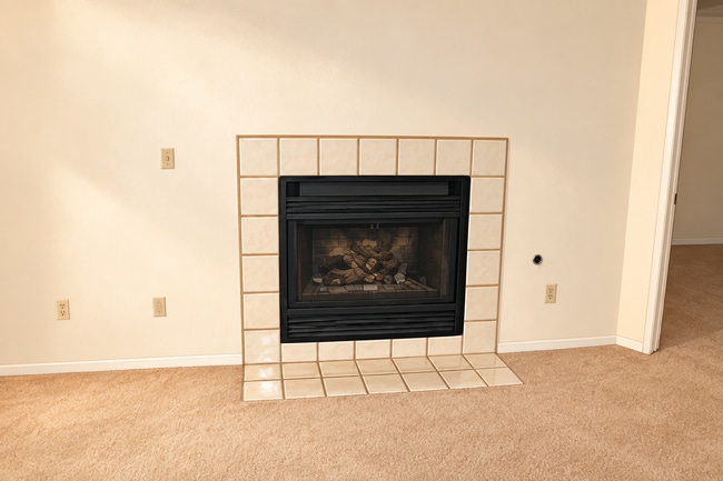 3176 Shoshone Dr