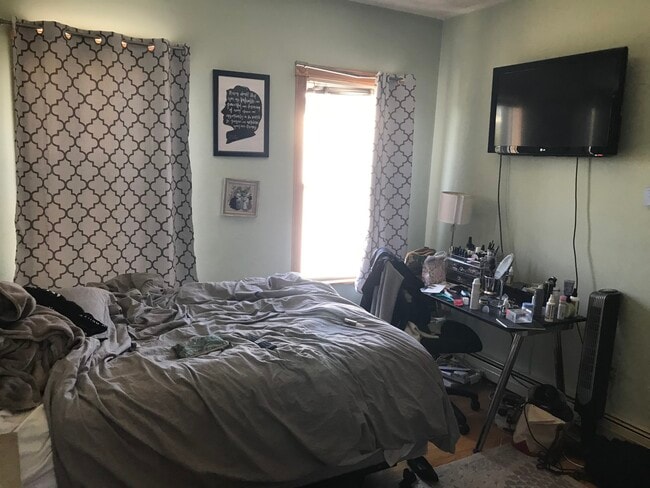 Photo - 136 Holland St Unidad 3