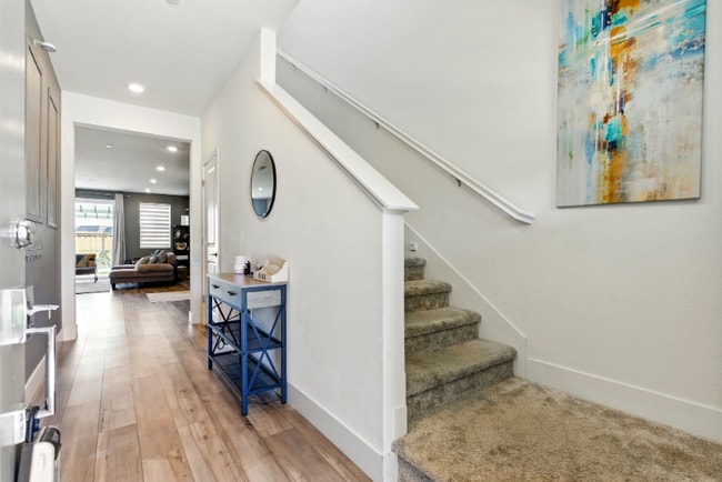 Photo - 5758 Tournament Ct