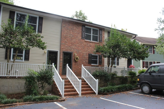 Photo - 300-399 Watermere Dr