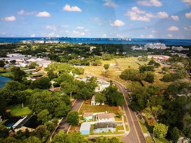 Photo - 941 Lakeview Rd