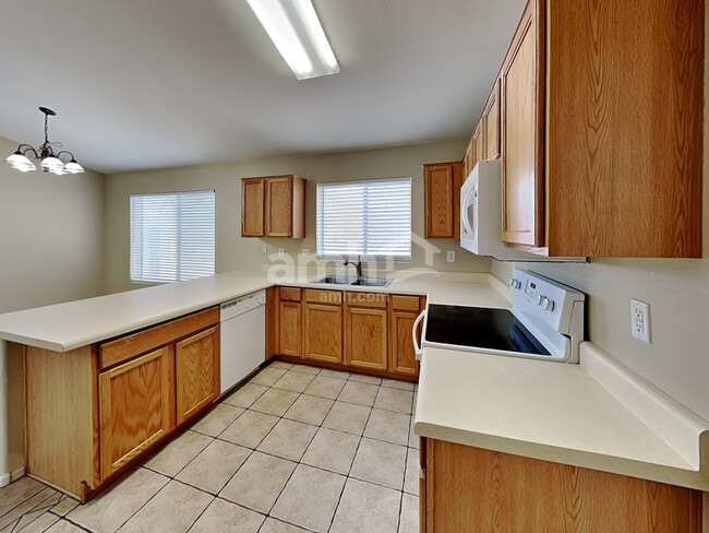 Photo - 18078 N 113th Ave