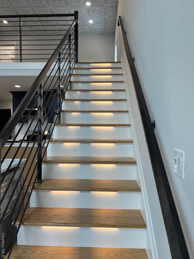 Photo - 42 N Main St Unit 1