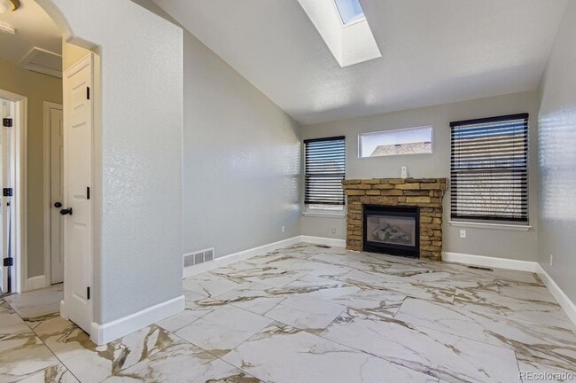 Photo - 4925 Freeport Wy