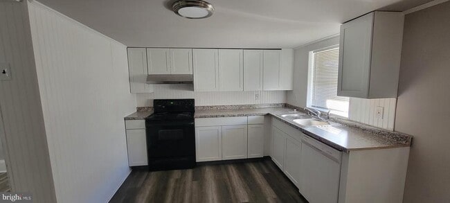 Photo - 2622 Ann St