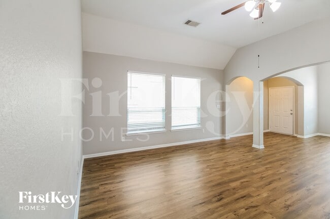 Photo - 4810 Bay Vista Dr