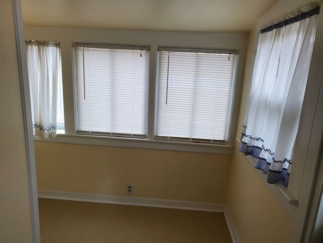 Photo - 1707 Washington Ave Unit 1707 1/2