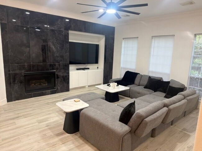 Photo - 38 Aria Ln