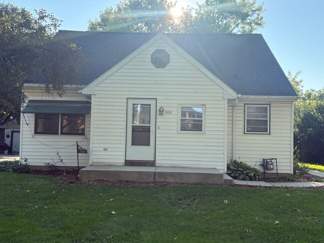 Building Photo - 3460 N 91st St