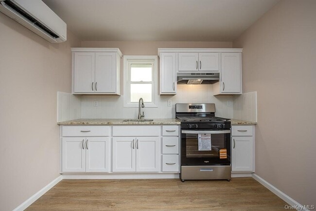 Photo - 72 S Main St Unidad #1