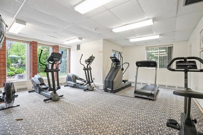 Photo - Georgian Towers