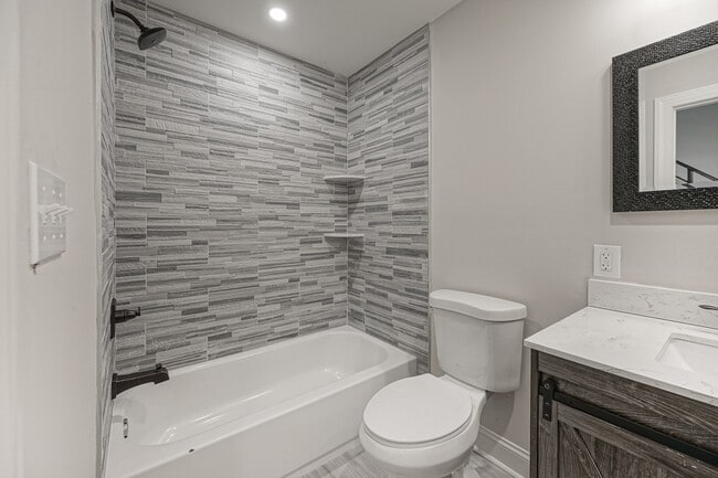 Photo - 1825 N 17th St Unit 2