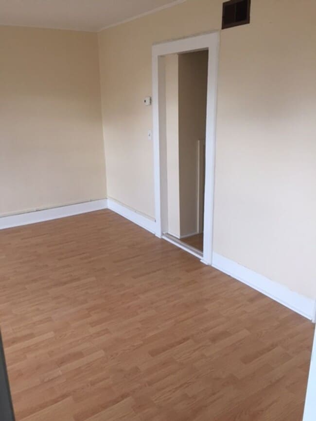 Photo - 209 S Main St Unit Apt C - UPPR