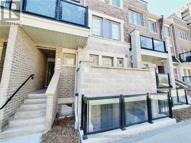 Photo - 60 Parrotta Dr Unit 279