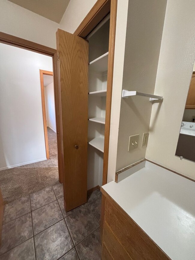 Photo - Great location for MSU and downtown.