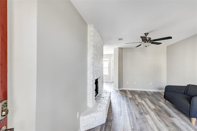 Photo - 1740 Timber Ridge Rd