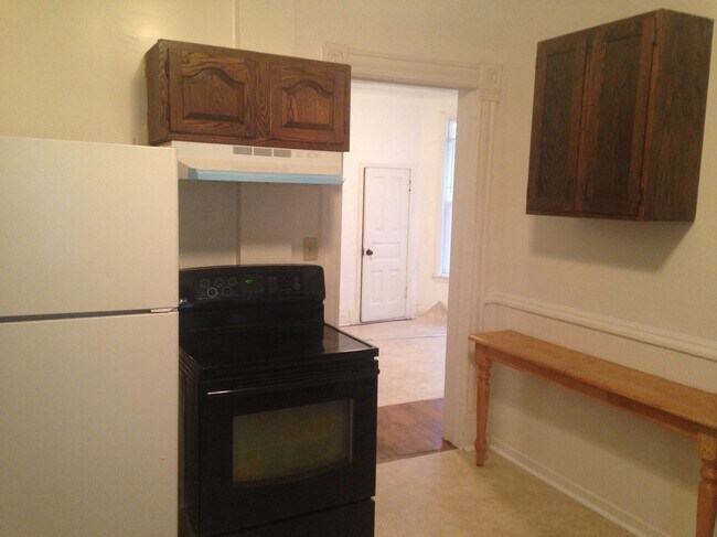 Photo - 218 E 5th St Unit 1