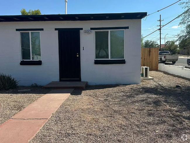 Building Photo - 133 W Birdman Dr Unit 1 Rental