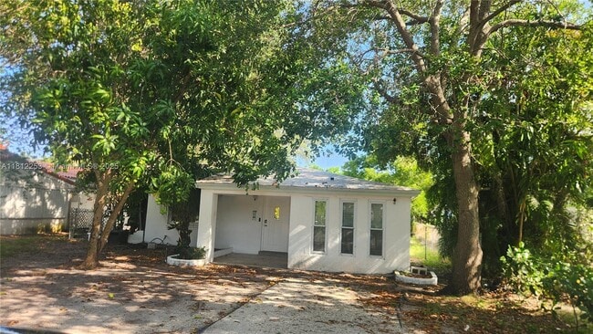 Photo - 2174 NE 182nd St House