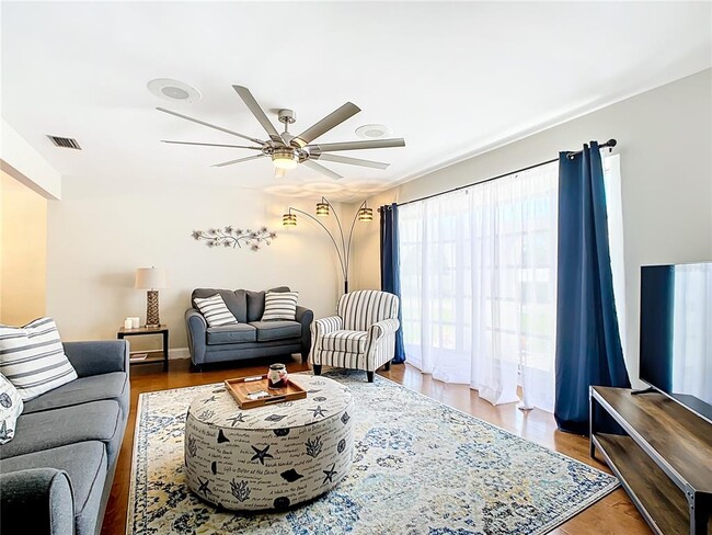 Photo - 2250 Watrous Dr