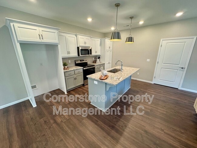 Photo - 809 Highland Dr