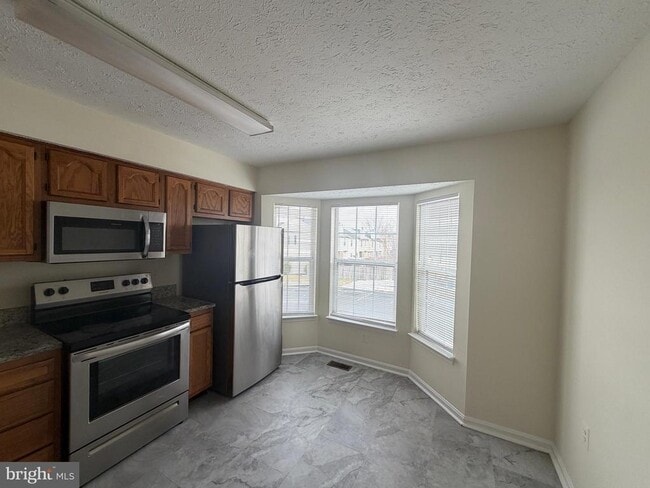 Photo - 625 Tammy Terrace SE