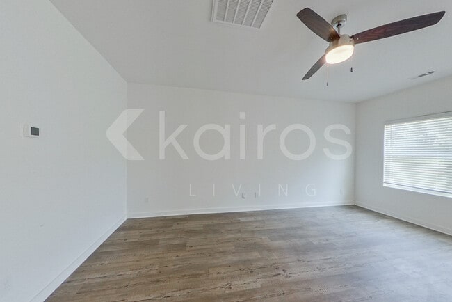 Photo - 6144 Taramore Ln NW