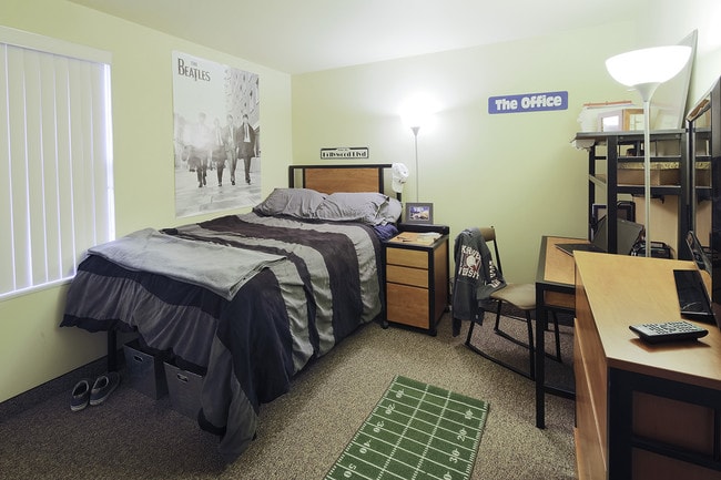 Photo - Evergreen Commons