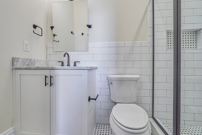 Photo - 1840 Monument Ave Unit Apt 3