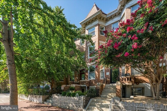 Building Photo - 1777 T St NW Unit 5