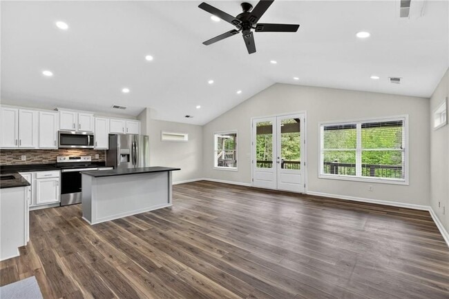 Photo - 193 Lakeside Dr