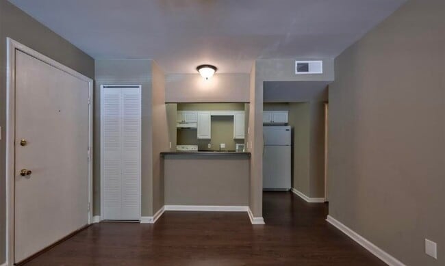 Photo - 422 Skyview Dr Unit K