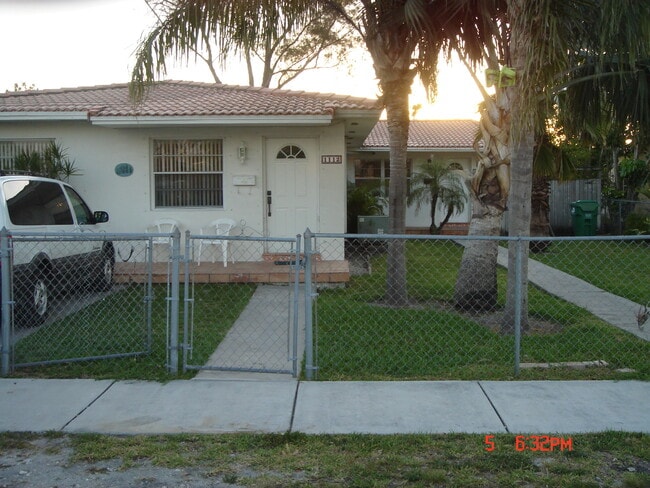 Photo - 1112 SW 78th Ct Unit 1112 SW 78 Ct