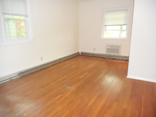 Photo - 2018 Commonwealth Ave Apartamentos