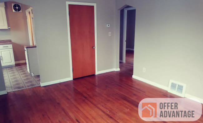 Photo - 20730 Nicholas Ave