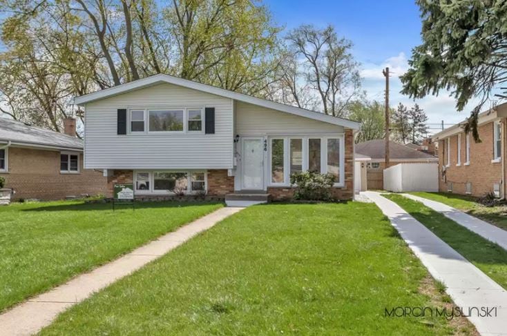 Photo - 496 E Butterfield Rd