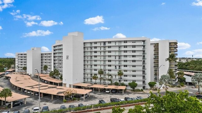 Building Photo - 2731 NE 14th Street Causeway Unit 919 Rental