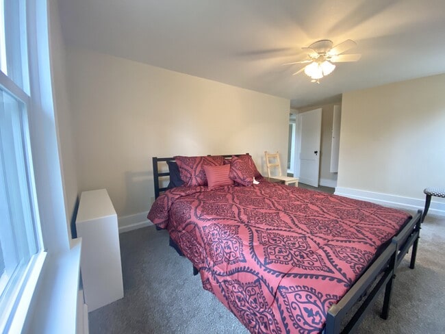 Photo - 1025 Cherry St