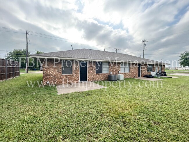 Photo - 1603 S Hall St Unidad A