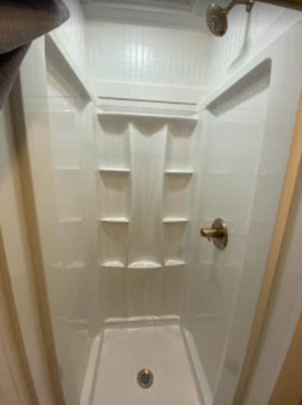 Photo - 46 Oak Ter Unit 46 Oak 2nd Floor  R4