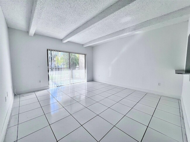 Photo - 2580 NW 56th Ave Unit 550-309