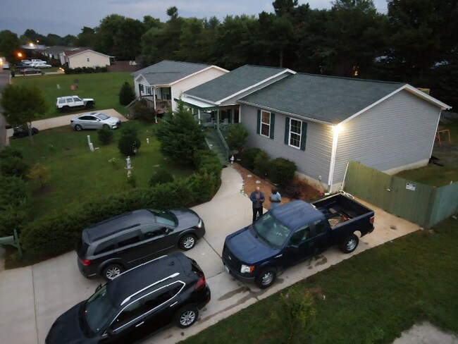 Photo - 2077 Century Ave SE Unit (Front )