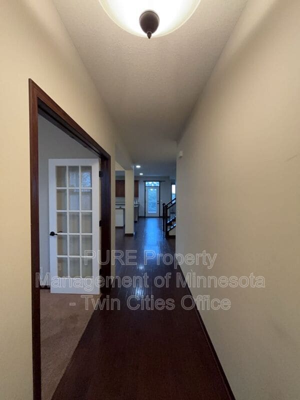 Photo - 1704 Basswood Ct