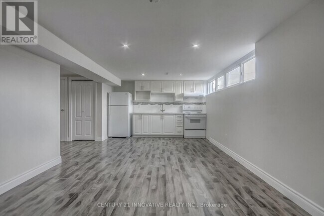 Photo - 17 Tralee Ave