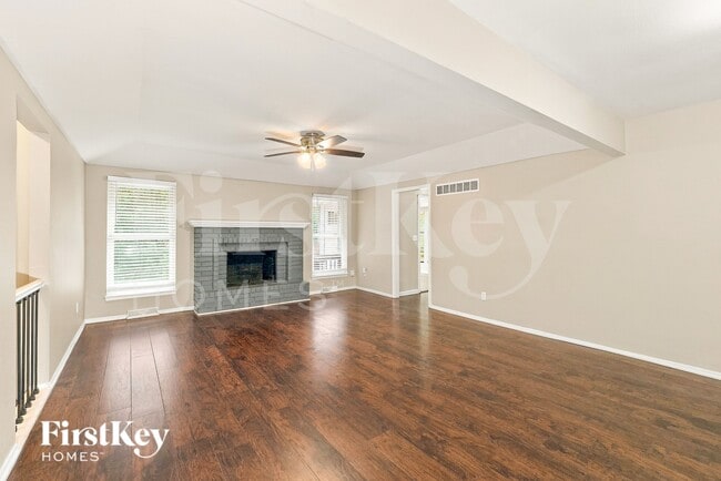 2412 Bridger Dr