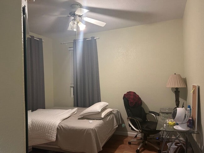 Photo - 3 Bed 2.5 Bath, Single Family Home In Plea...