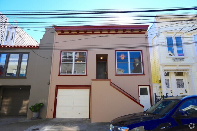 Building Photo - Noe Valley: Beautiful Renovated Home w/ Ga...