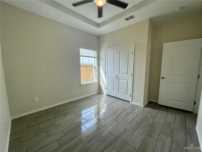 Photo - 5106 N Hiawatha Dr Apartment Unit 1